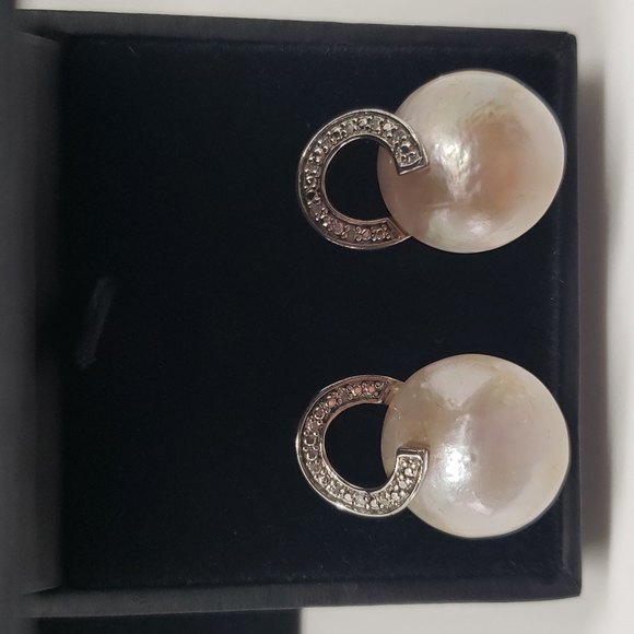 Mobe Pearl Opaque & Diamond Necklace/Earring Set 16-18MM - Picture 5 of 8